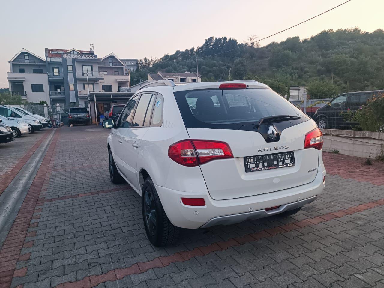 rentx listing card gallery