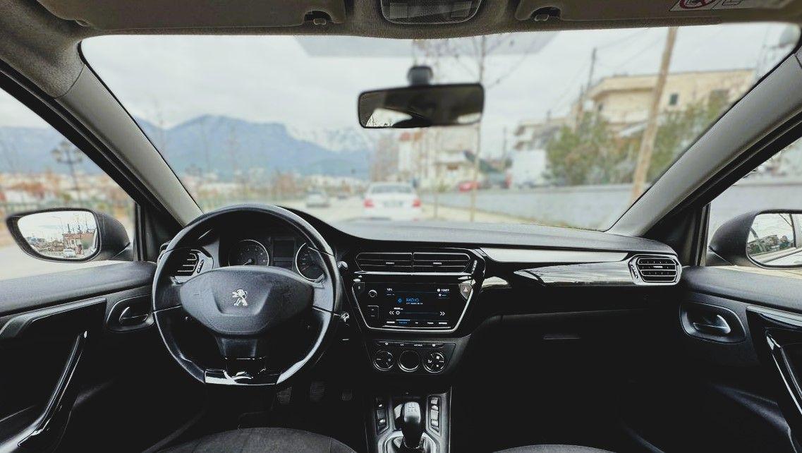 rentx listing card gallery