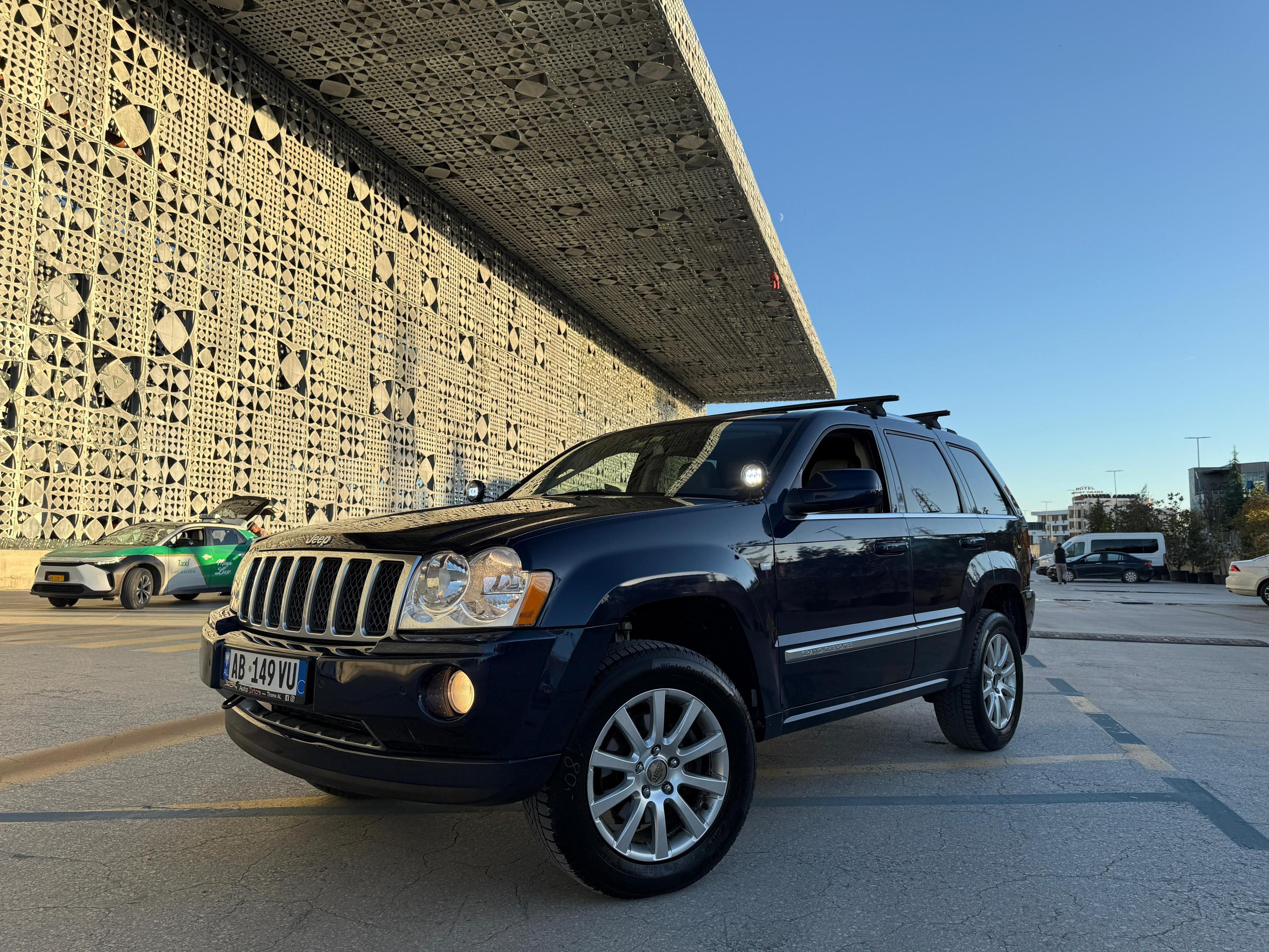 rentx listing card gallery