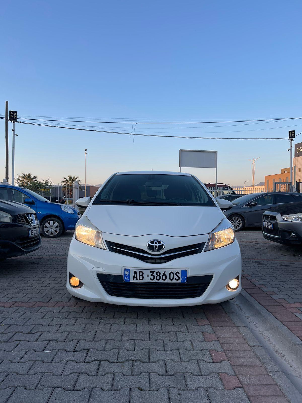 Toyota Yaris iA for rent